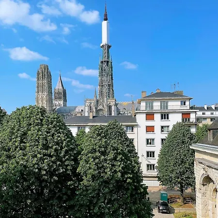 Cathedral And Seine View , Heart Of Apartment