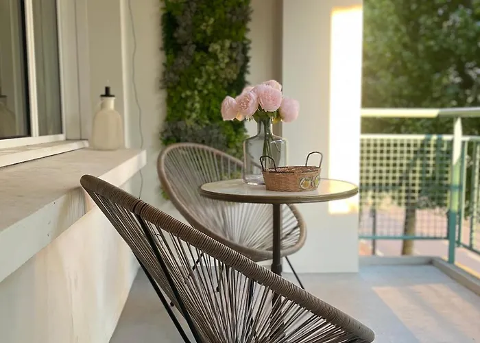 Cathedral And Seine View , Heart Of Apartment *