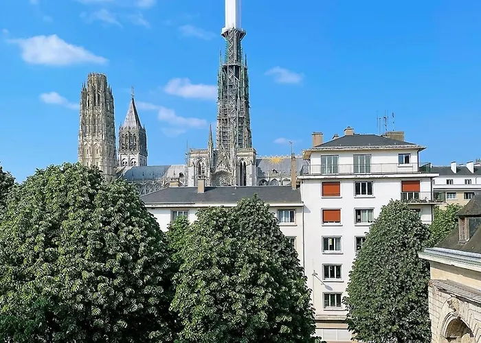 Cathedral And Seine View , Heart Of Apartment